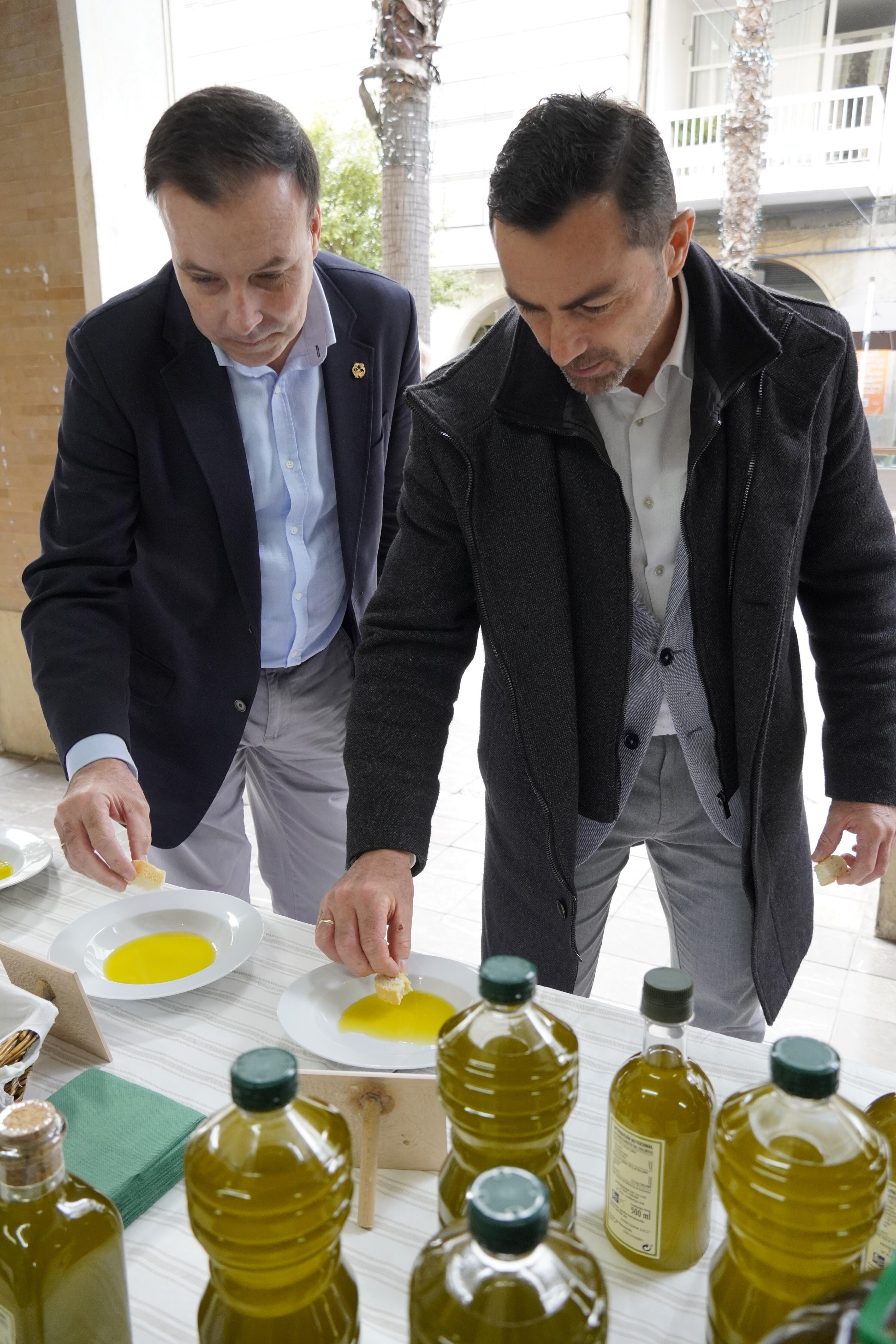 MUESTRA NAVIDEÑA QUESO ACEITE Y CONSERVAS_DSC0061