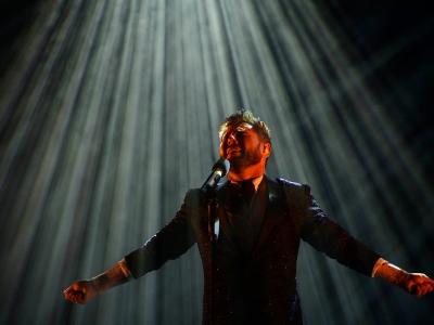 16-MIGUEL-POVEDA-EN-CONCIERTO